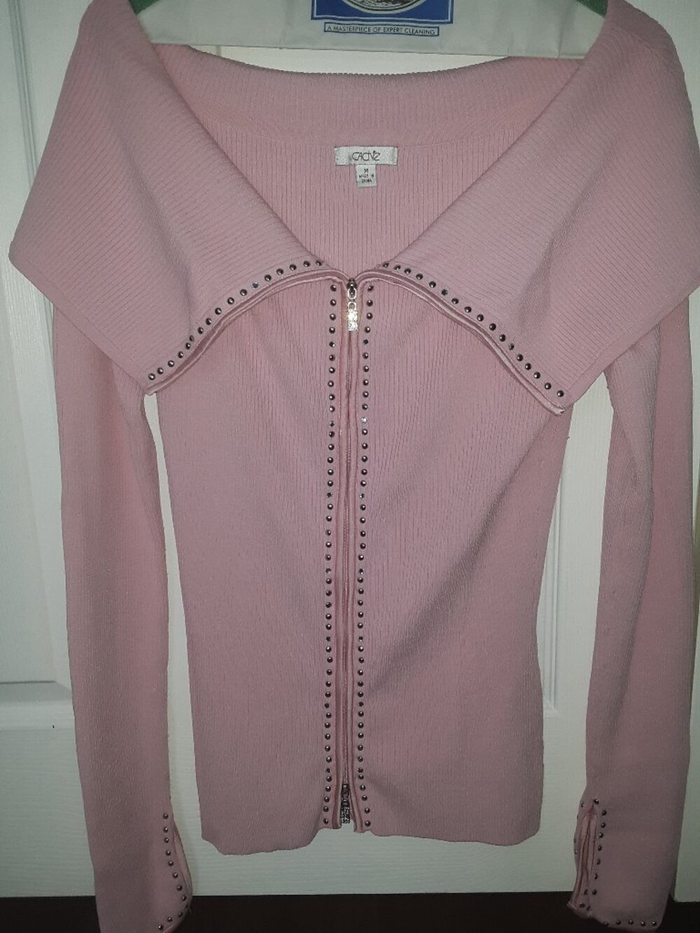 Cache off-shoulder studded sweater